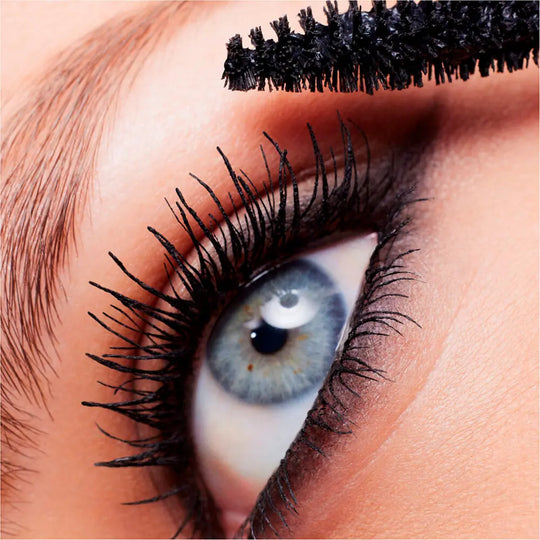 clarins-wonder-volume-mascara-xxl-01