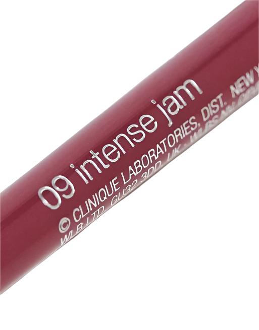 clinique-quickliner-for-lips-09