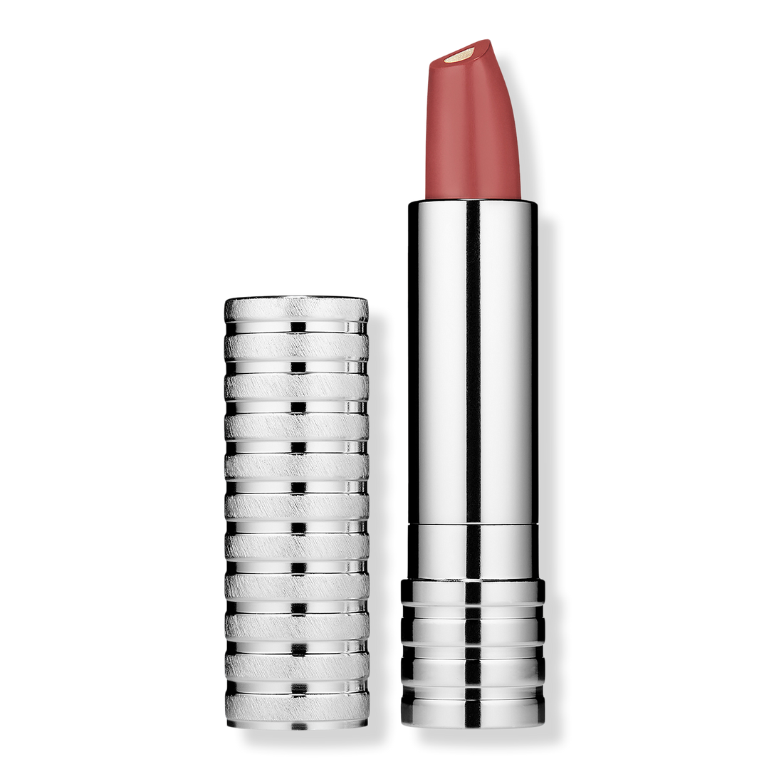 clinique-dramatically-diff-lipstick-11