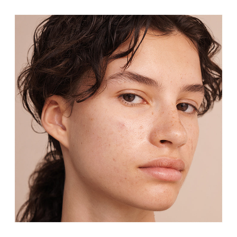 armani-power-fabric-fond-fl-5-5-30ml