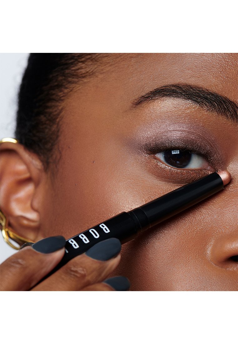 bobbi-b-long-w-cr-shad-stick-golden-pink