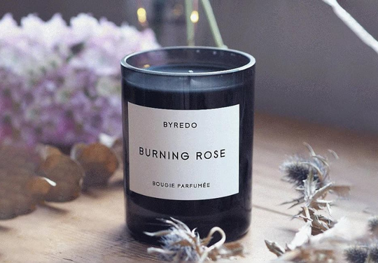 byredo-burning-rose-candela-240gr