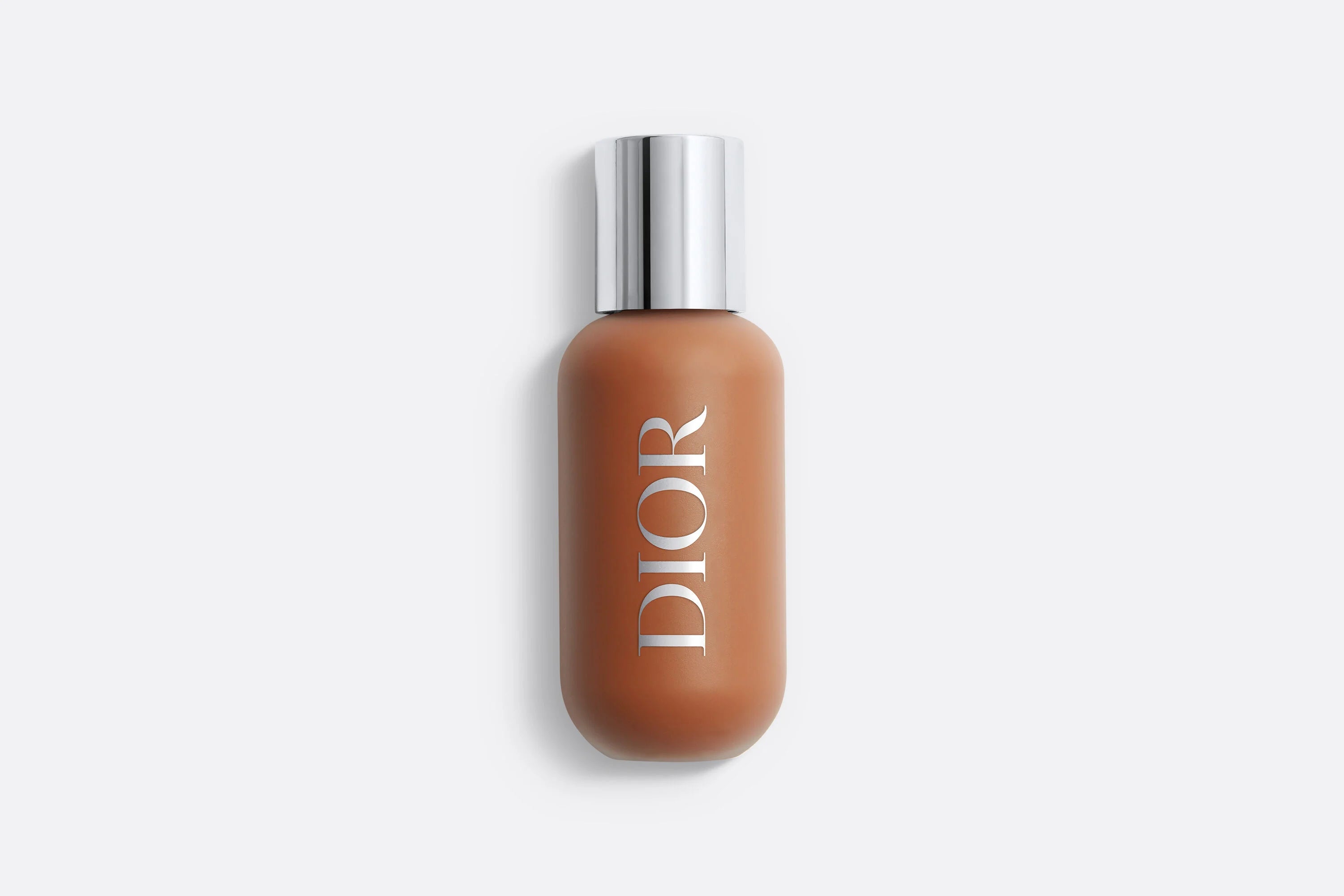 dior-backstage-face-body-found-6-5w