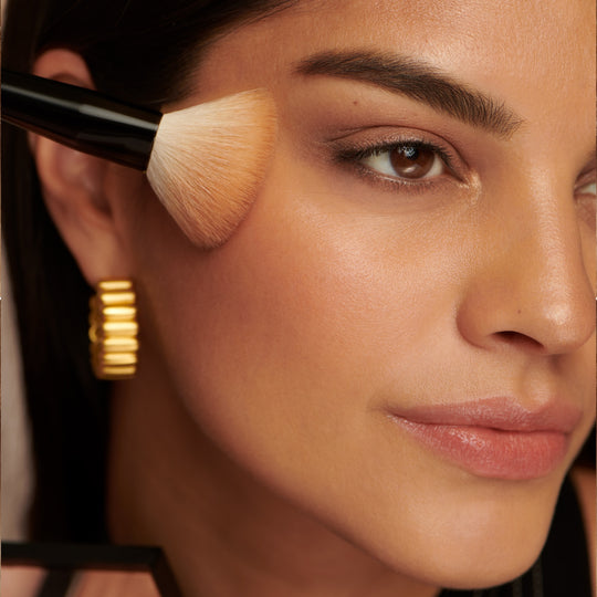 bobbi-b-face-blender-brush