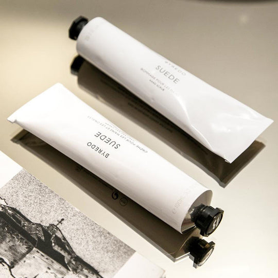 byredo-suede-gommage-mani-100-ml