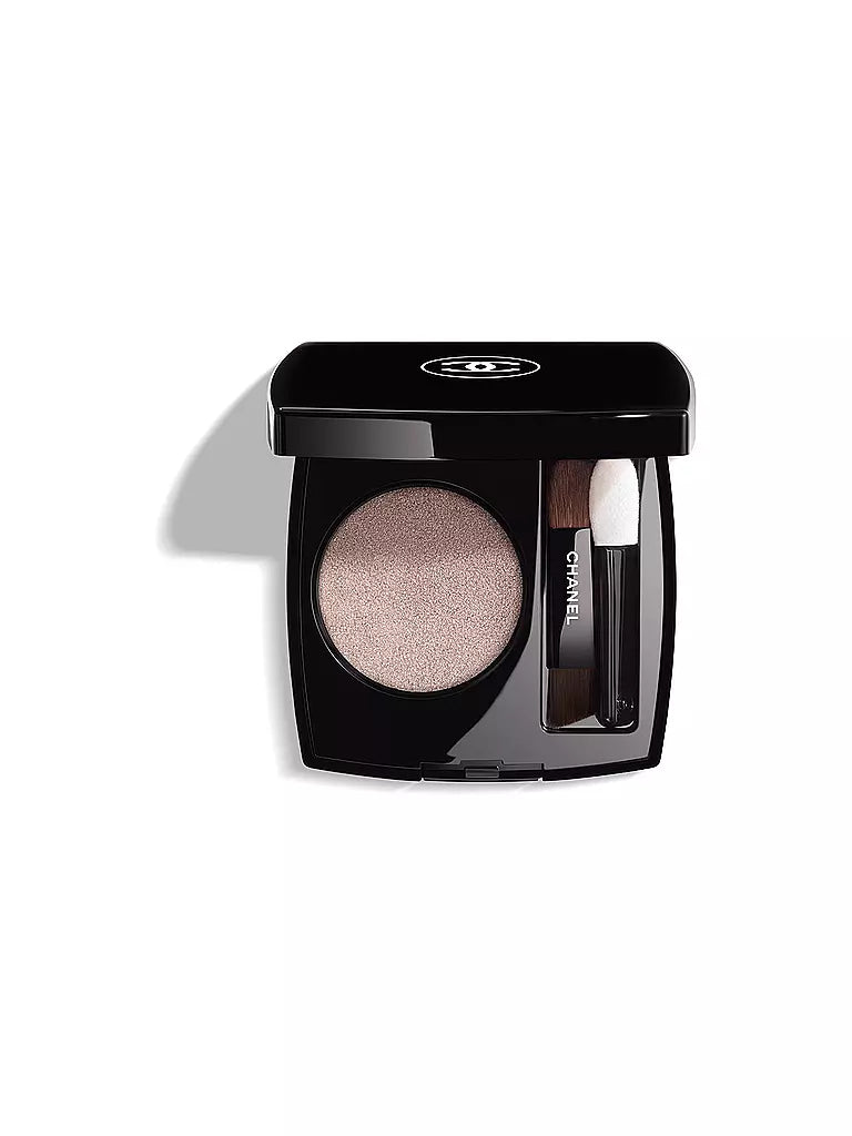 chanel-ombre-essentielle-multi-use-236