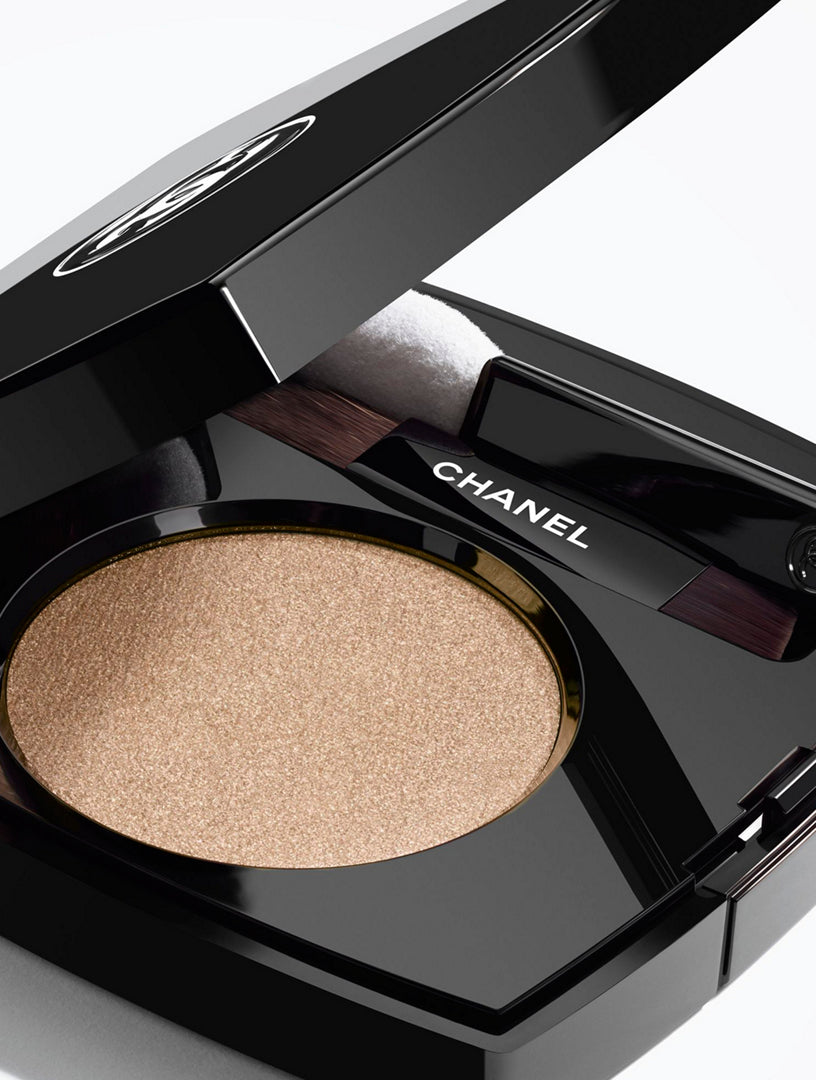 chanel-ombre-essentielle-multi-use-238