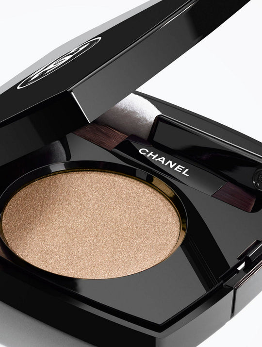 chanel-ombre-essentielle-multi-use-238