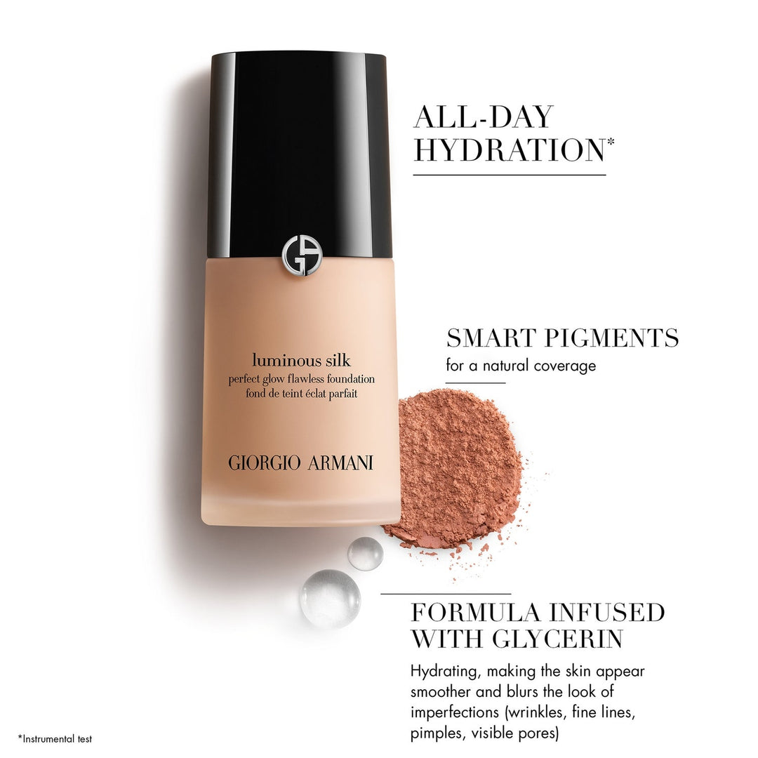 Armani Luminous Silk Foundation 3