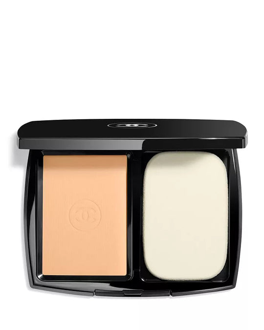 Chanel Ultra Le Teint Compact Ref B50