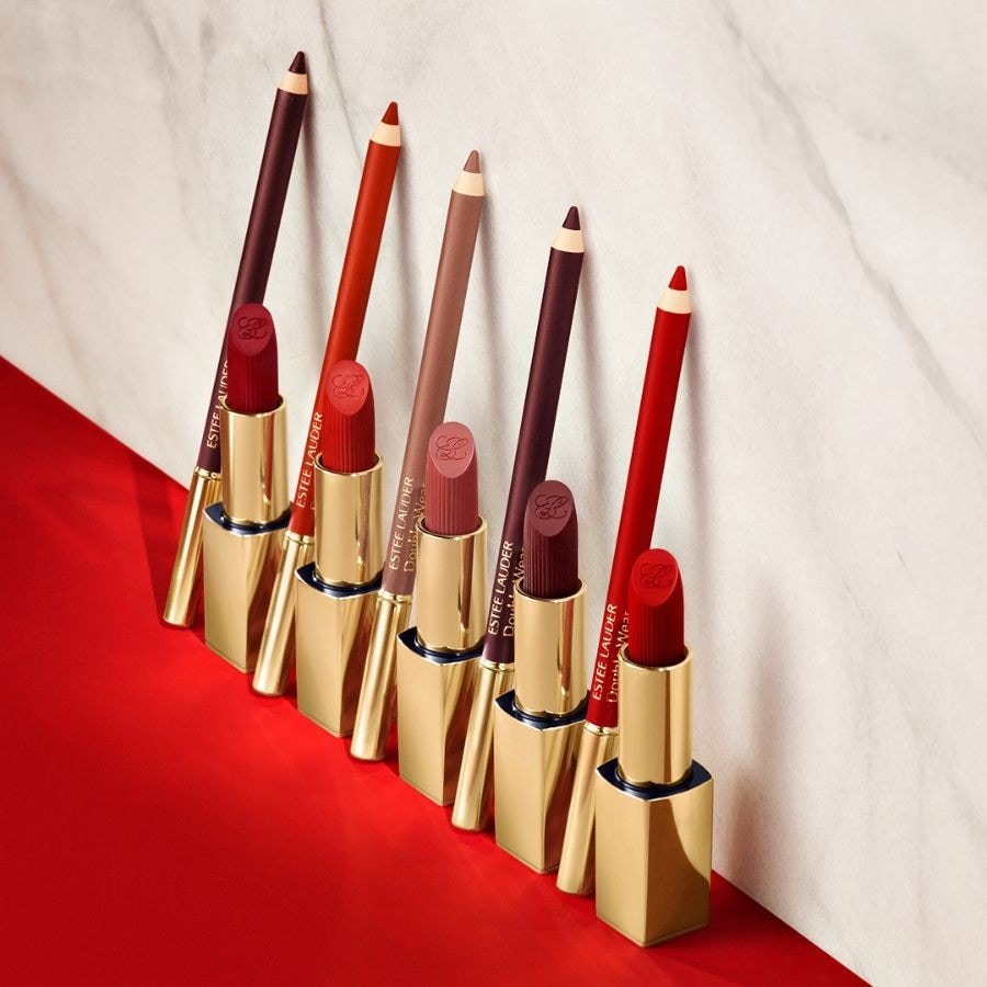 estee-lauder-d-wear-24h-lip-liner-017