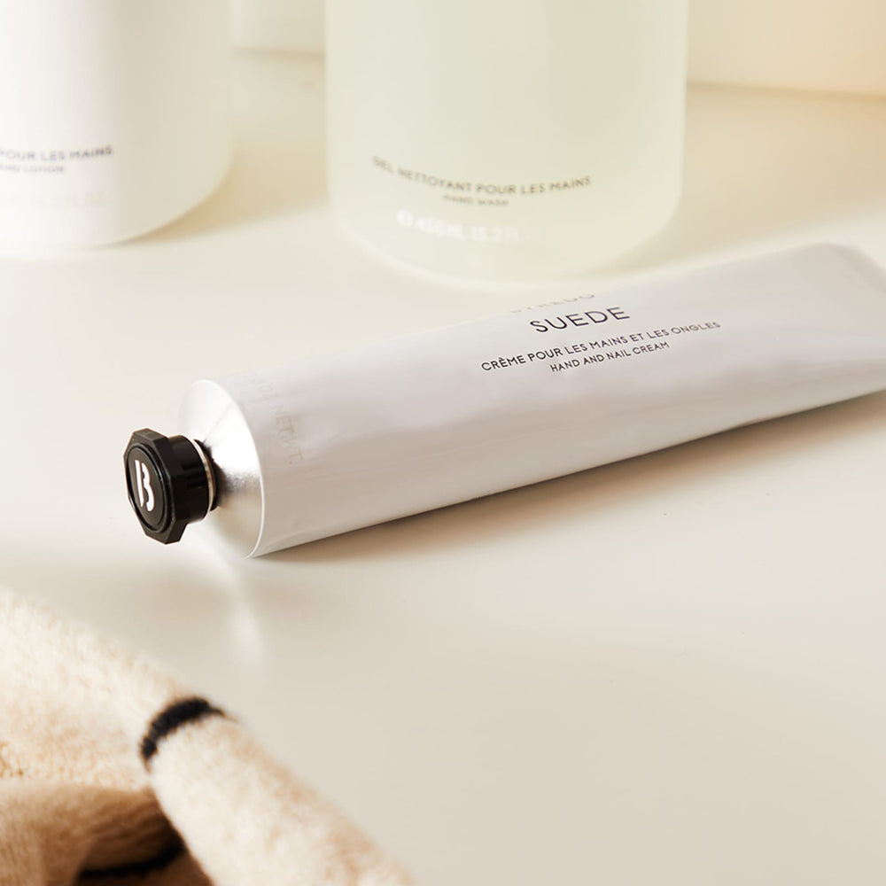 byredo-suede-gommage-mani-100-ml