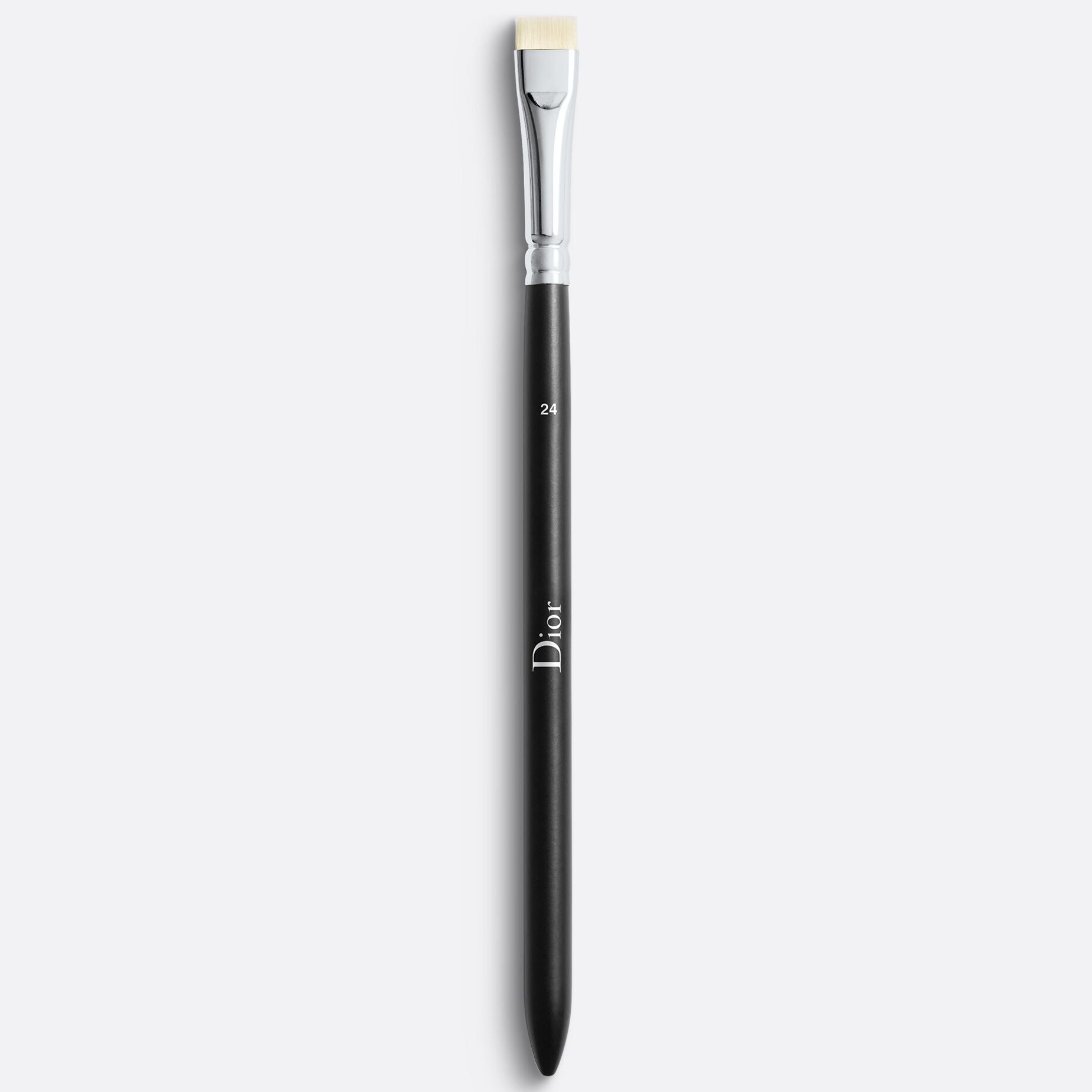 dior-backstage-eyeliner-brush-24