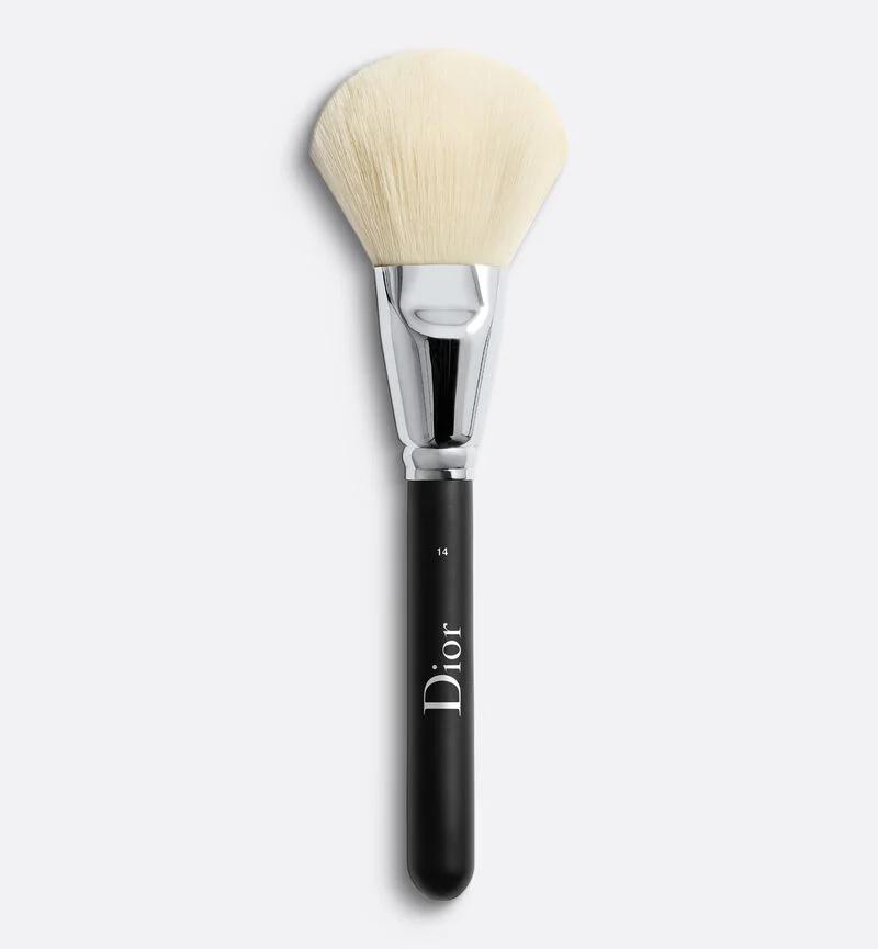 dior-backstage-pinceau-powder-n-14
