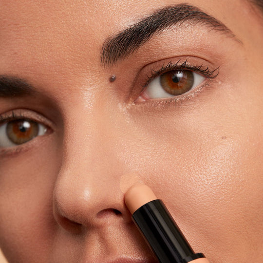 bobbi-b-corrector-stick-beige-3g