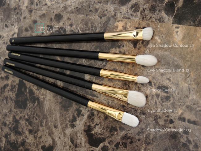 tom-ford-eye-shadow-brush-11