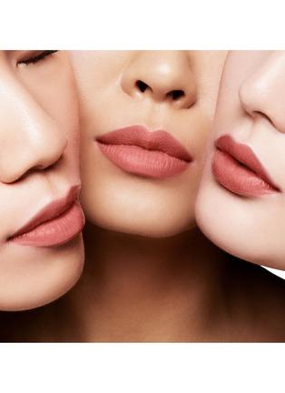 tom-ford-liquid-lip-luxe-matte-130