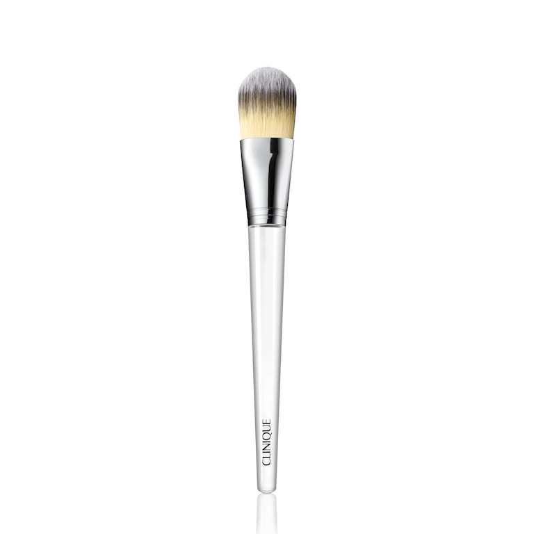 Clinique Fondation Brush