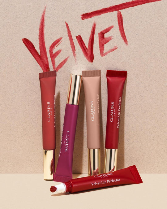 Clarins Velvet Lip Perfector 02 *