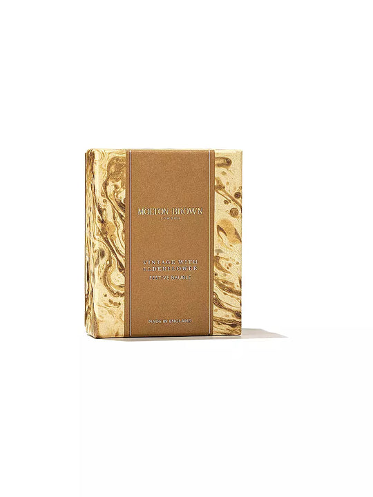 molton-b-vintage-w-e-bauble