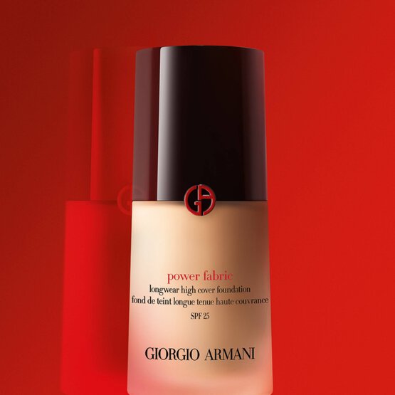armani-power-fabric-fondotinta-liquido-30ml-9