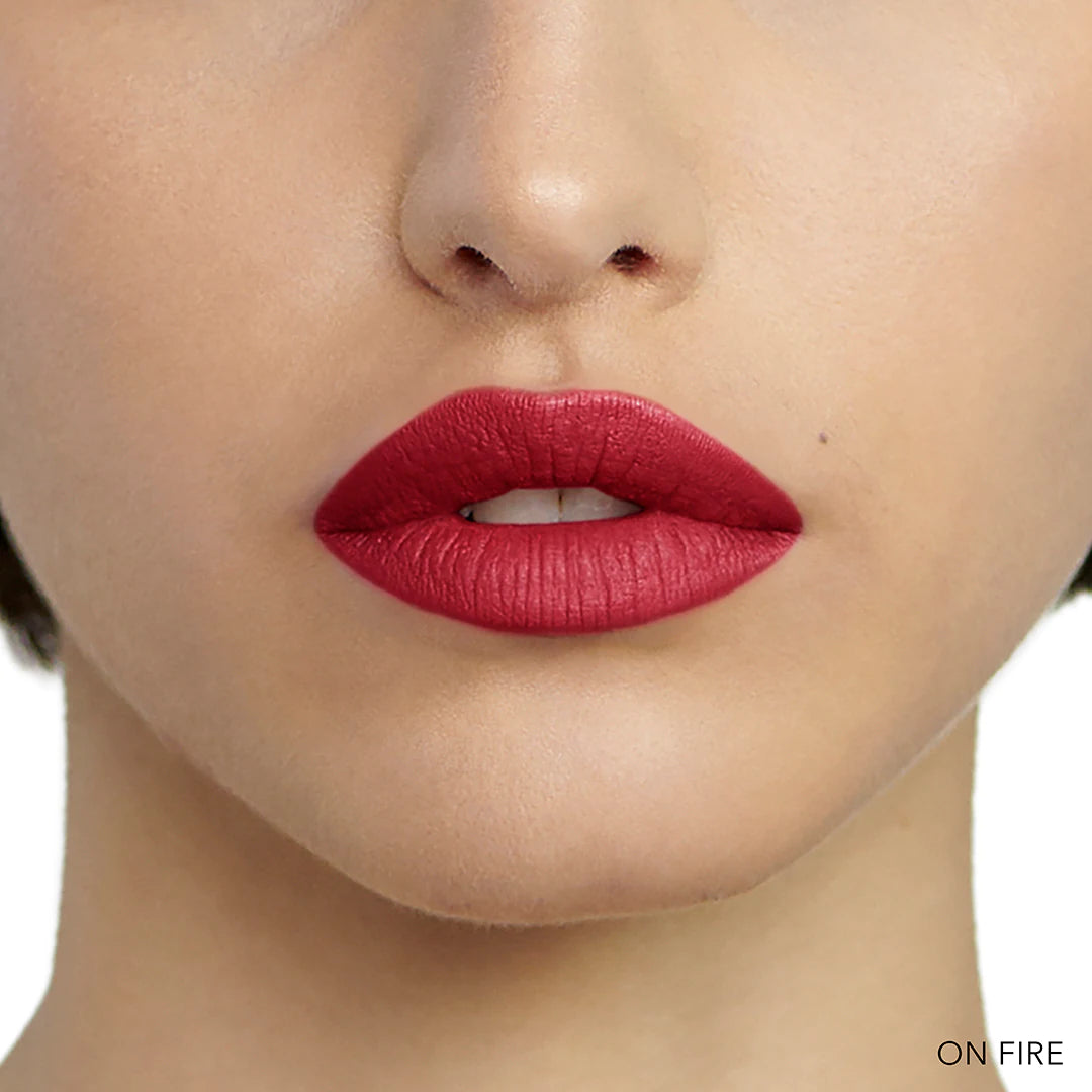 bobbi-brown-luxe-matte-lip-color-on-fire